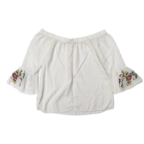 White Off the Shoulder Top - Picture 6 of 12